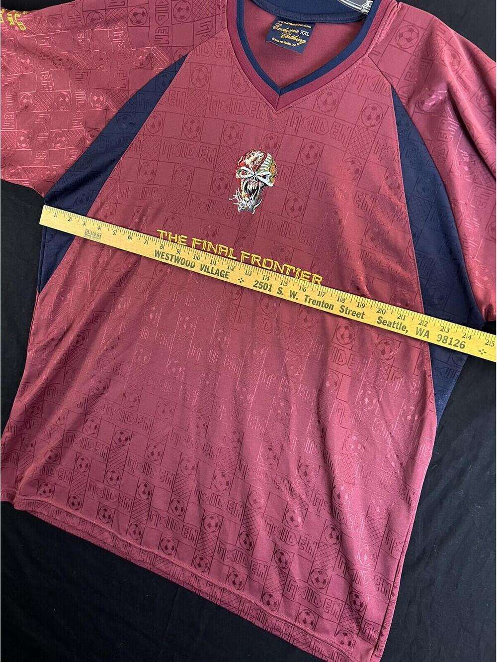 IRON MAIDEN Men's XXL Soccer Jersey The Final Frontier World Tour 2010 Shirt Red - Picture 9 of 9